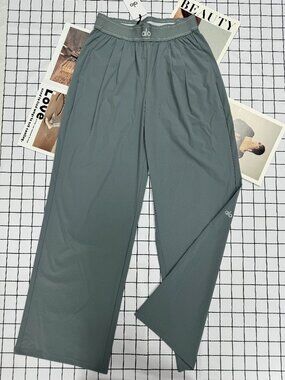 ALO Yoga 🤍 Steel Grey Wide Leg Pants Minimalist Chic NWT